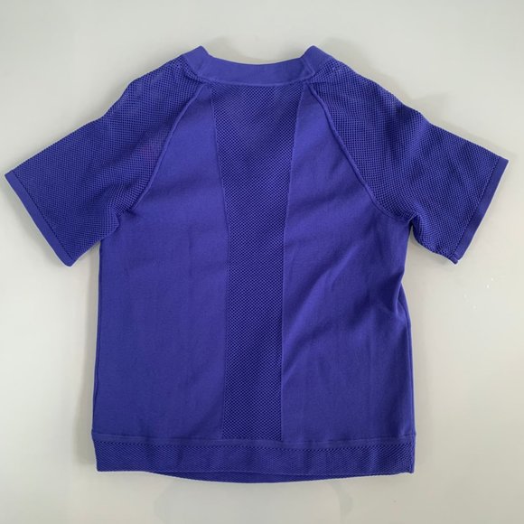 SMALL Women's Workout Athletic Sports Top Wear Bundle of 4, Nike UA Nort… - Picture 6 of 12